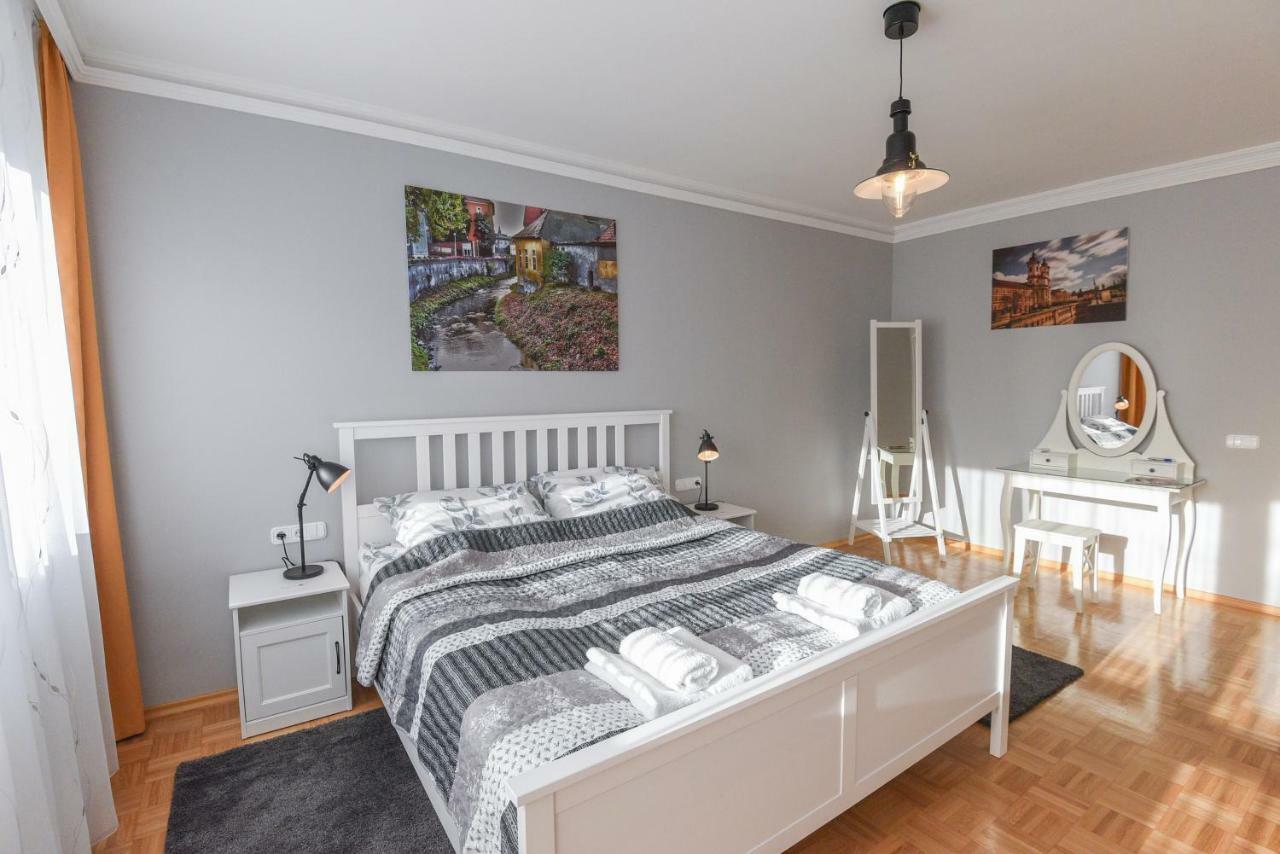 Vitalis Apartman Eger Ngoại thất bức ảnh
