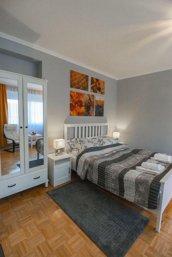 Vitalis Apartman Eger Ngoại thất bức ảnh